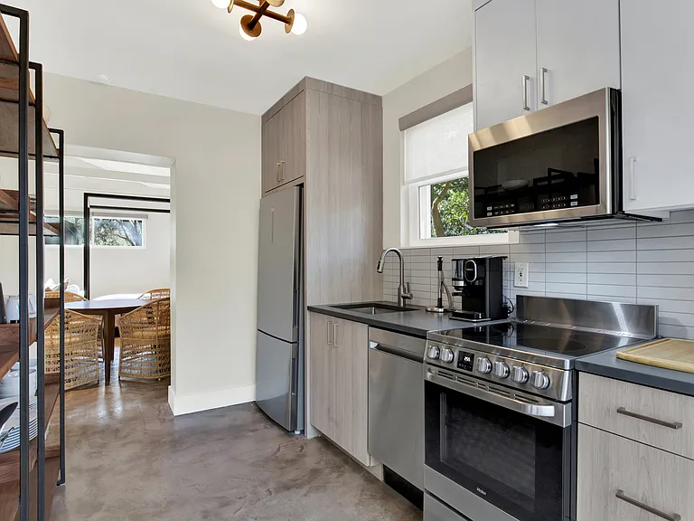 14 Hopecrest Ave #A — Photo 10