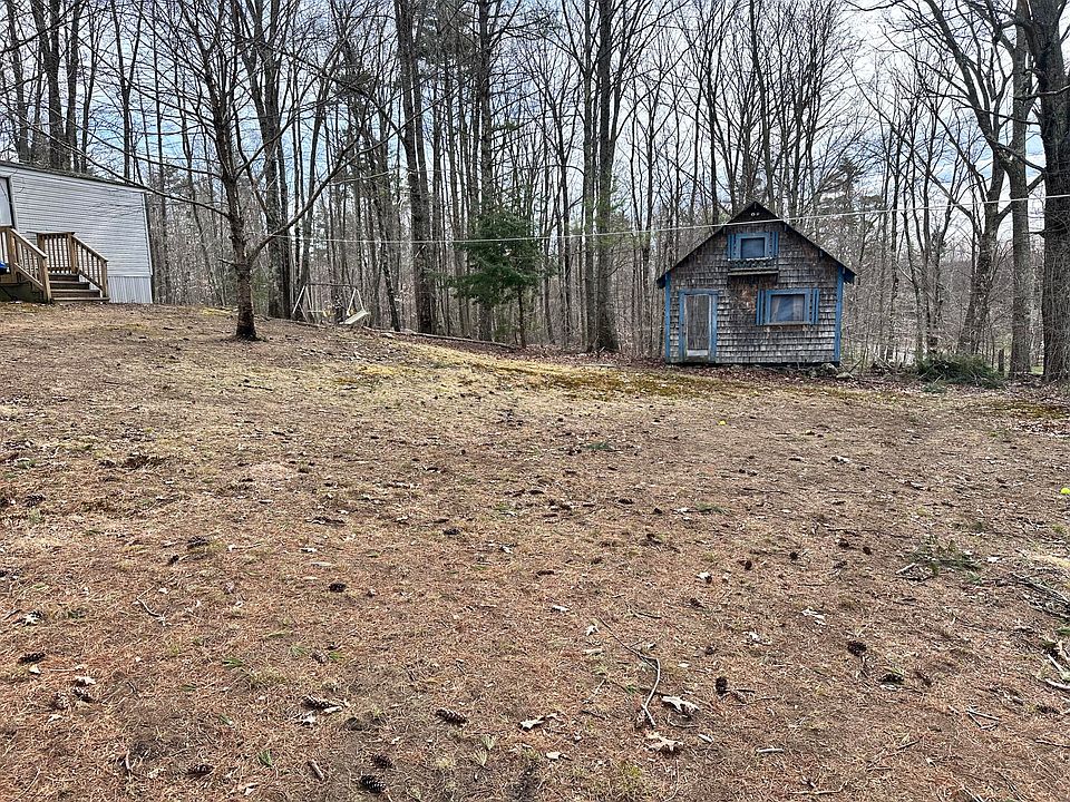2nd image of 5 Emmons Lane
