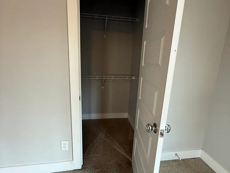 758 Cottage Park Dr — Photo 42