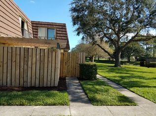 1311 13th Ln, Palm Beach Gardens, FL 33418