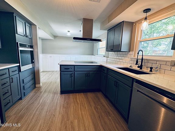 5th image of 2605 Eton Pl