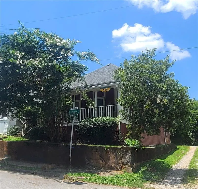 1 bed, 1.0 bath, 700 sqft, $1,695 — Photo 1
