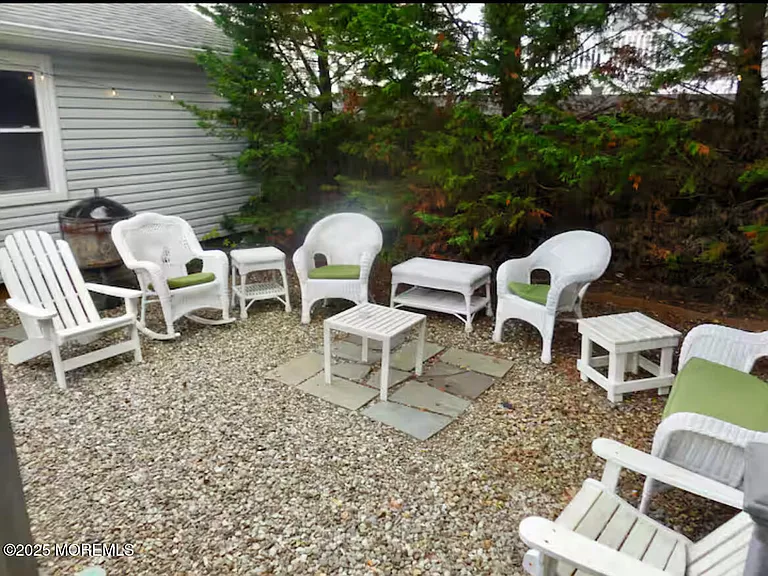 24 Philadelphia Ave — Photo 37
