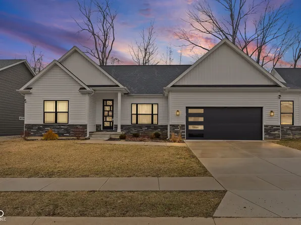 6136 Helmsdale Dr, Lafayette, IN 47905