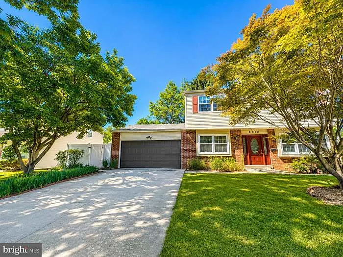 8608 Cathedral Cir — Photo 2