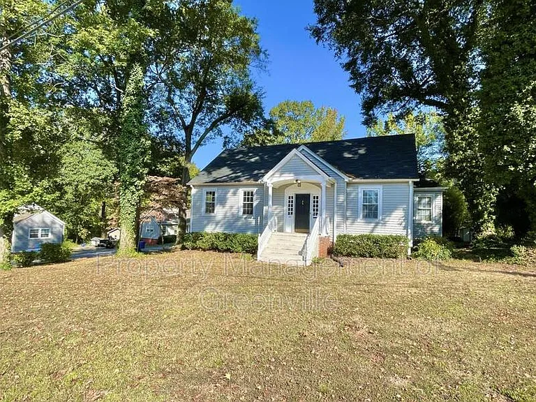 301 Rogers Ave — Photo 1