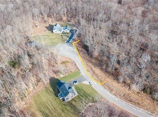 12 Newberry St, Higganum, CT 06441