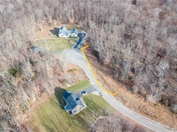 12 Newberry Street, Haddam, CT 06441