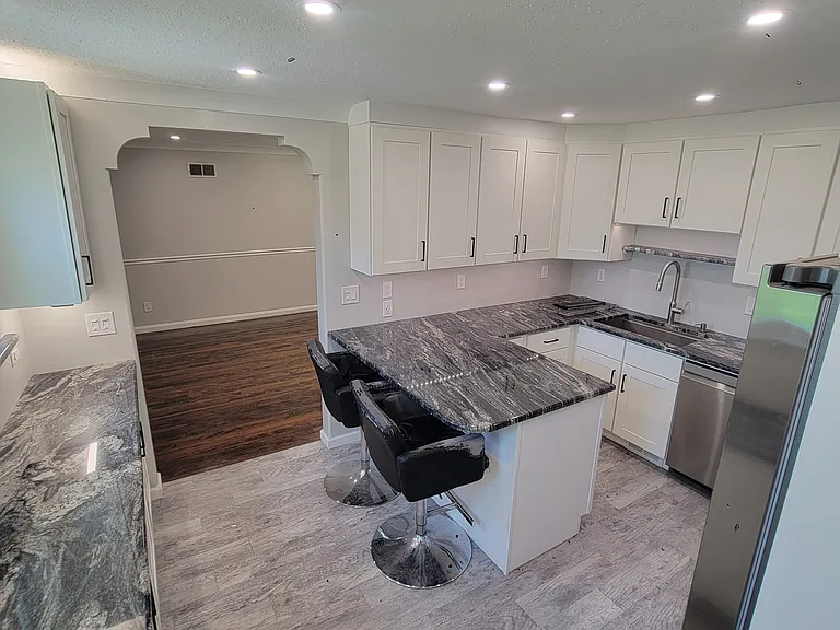 8739 Grant Rd — Photo 10