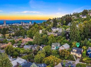 2884 NW Raleigh St, Portland, OR 97210