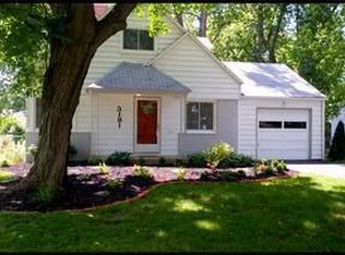 3181 Mountview Rd, Columbus, OH 43221