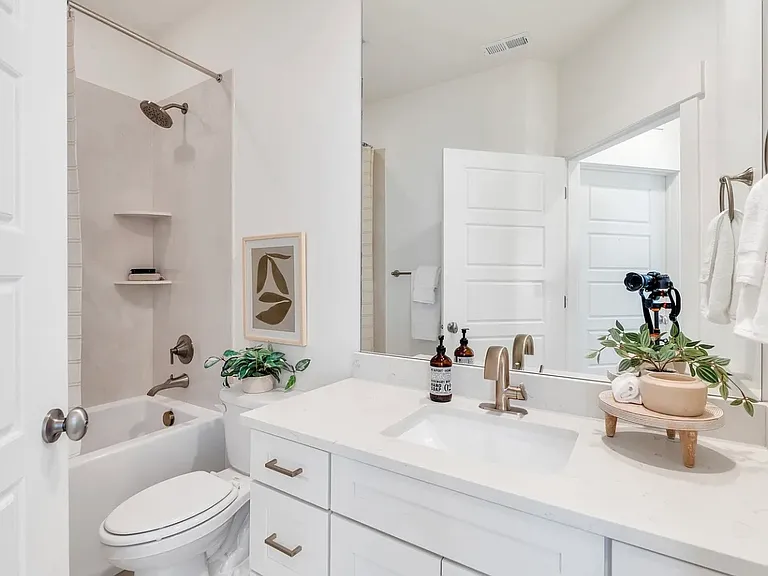 4621 W Daybreak Pkwy — Photo 17