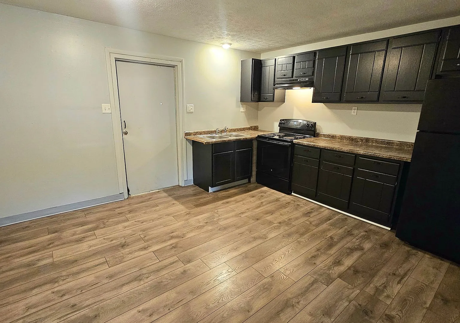 Sunnyslope Apartments — Photo 1