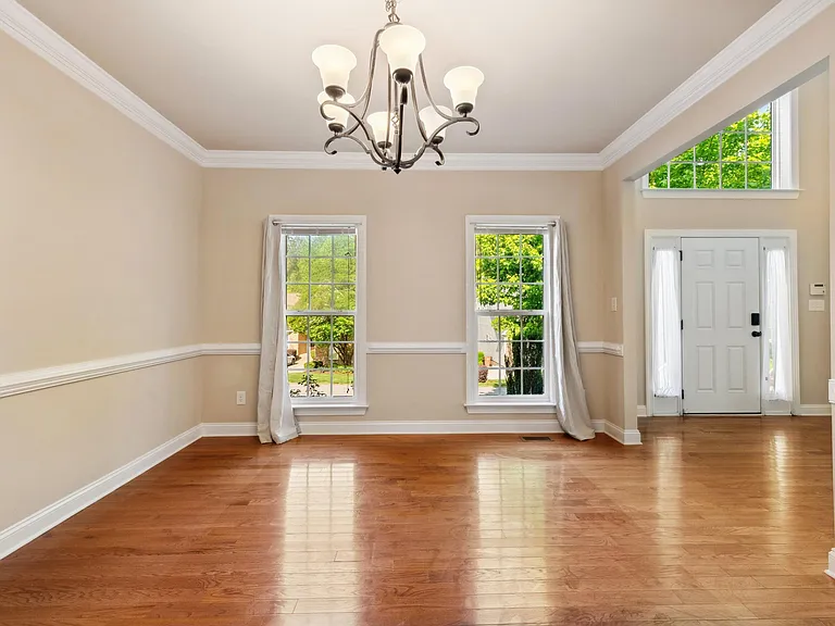 8620 Forester Ln — Photo 12