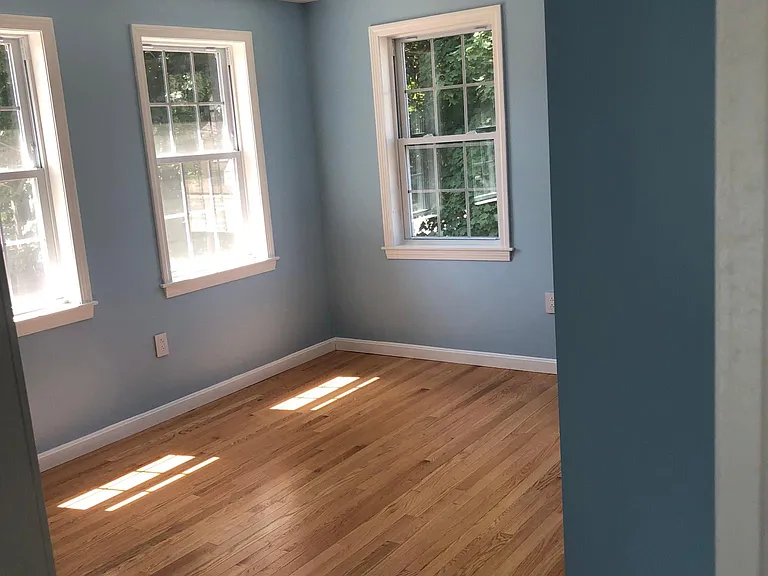 11 Sherbrooke Ave #1 — Photo 7