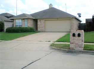 5557 Alta Verde Cir, Arlington, TX 76017