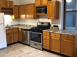 2119 W Grace St #1, Chicago, IL 60618