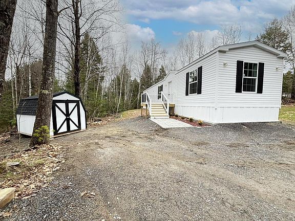 2nd image of 26 Round Stone Road