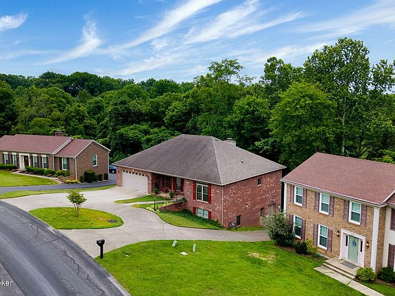 5th image of 4418 Deepwood Dr