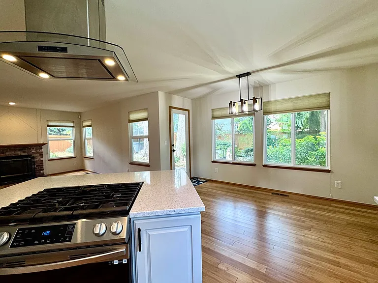 12726 Plateau Cir NW — Photo 9