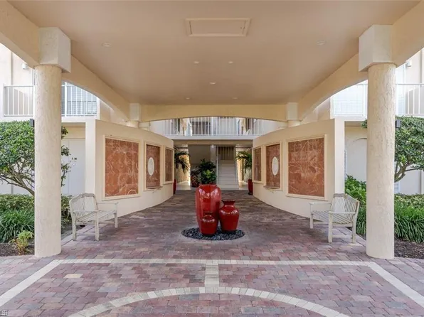 3450 Gulf Shore BLVD N #206, NAPLES, FL 34103