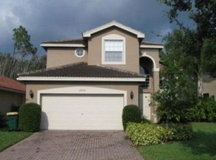 2426 Butterfly Palm Dr, Naples, FL 34119