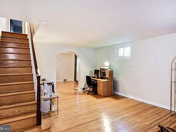 3rd image of 7419 Thouron Ave