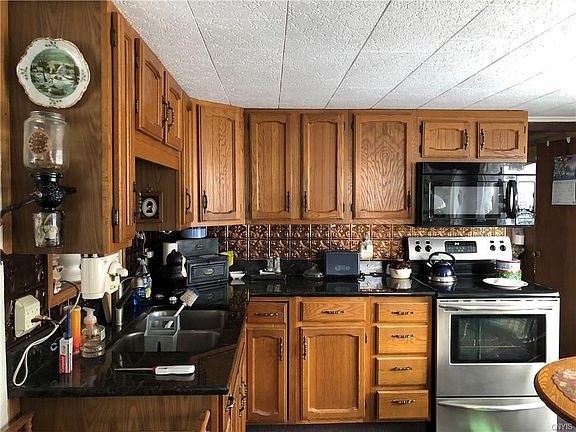 3rd image of 6009 Park Pl
