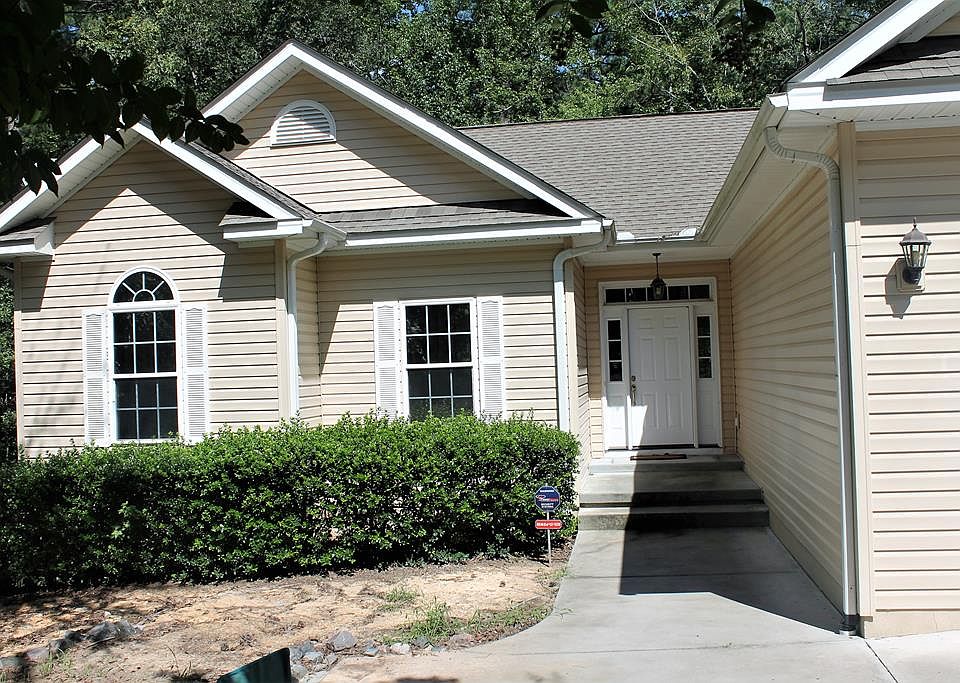 1st image of 133 Lacaze Dr