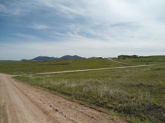 2nd image of Meadowlark Ln