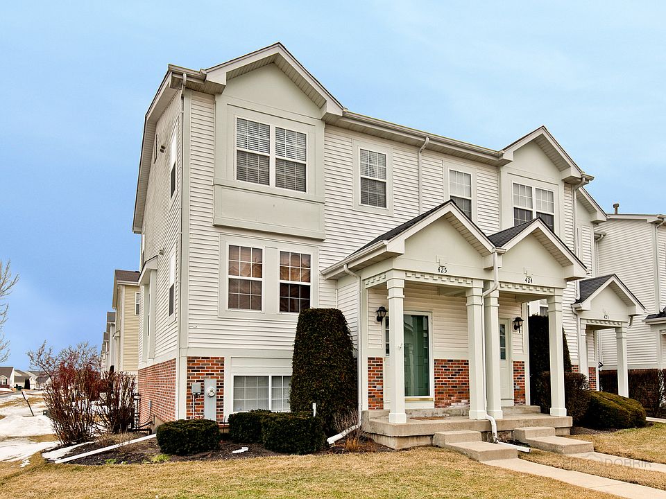 1st image of 425 Holiday Ln #425