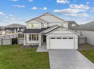 7789 Lennox St, West Richland, WA
