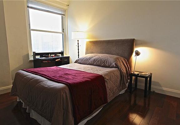 4th image of 88 Greenwich St APT 1611