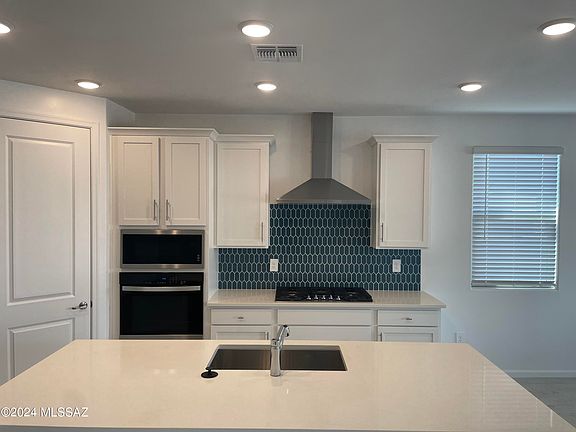 3rd image of 2500 W Rock House Ln