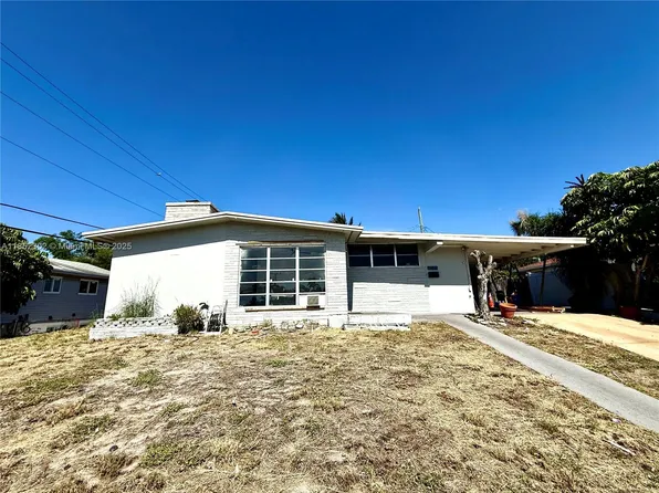 1426 Hillcrest Dr, Lake Worth, FL 33461