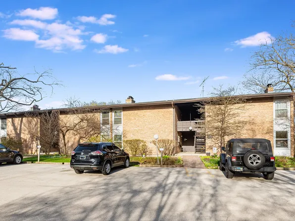 5536 E Lake Dr #68-C, Lisle, IL 60532