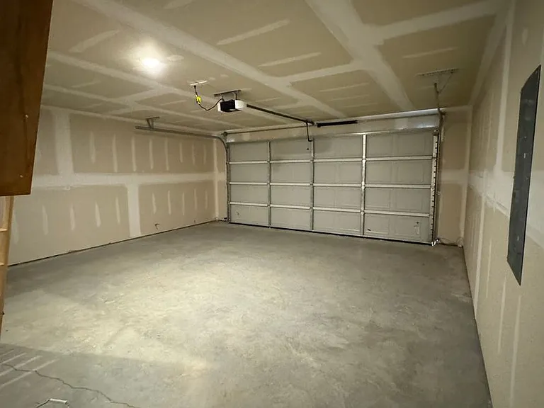 6316 Warwick Dr — Photo 5