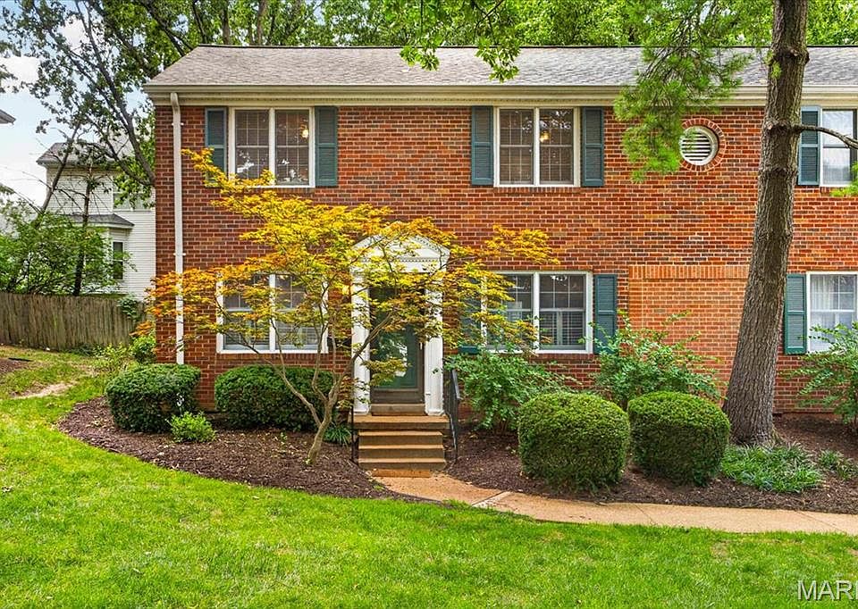 1st image of 9066 W Swan Cir
