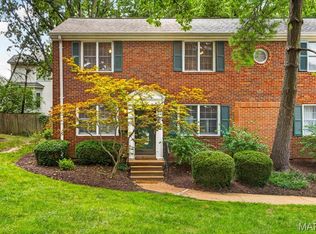 9066 W Swan Cir, Saint Louis, MO 63144
