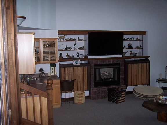5th image of 241 Sunrise Ct