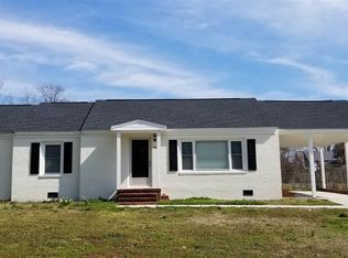 306 N Oak St, Spring Hope, NC 27882