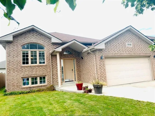 10948 Little River Blvd, Windsor, ON N8P 1X3