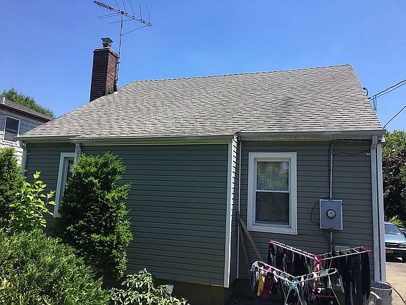 3rd image of 51 Spruce Ln