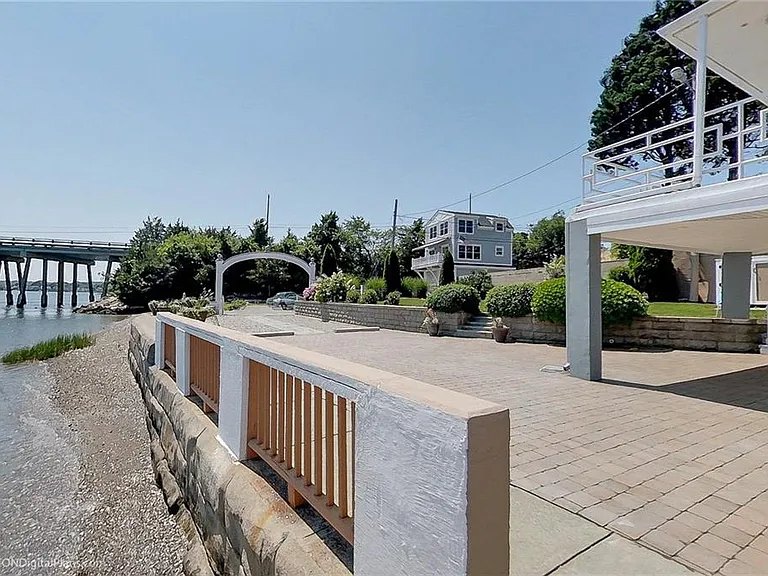 228 Cliff Ave #2 — Photo 4