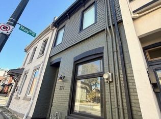 277 Main St W, Hamilton, ON L8P 1J7