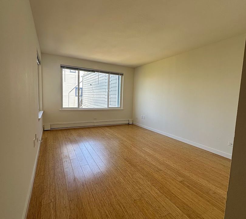 1st image of 195 Collingwood St #1124R