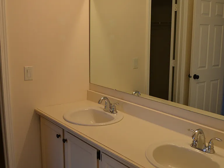 8515 Pine Tree Blvd — Photo 11