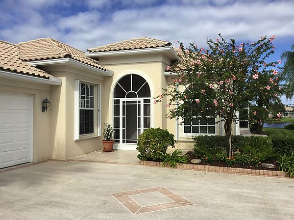 3rd image of 8144 SE Paurotis Ln