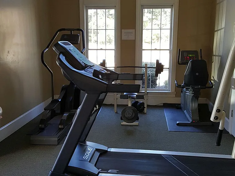 131 Wexford Dr #300 — Photo 19