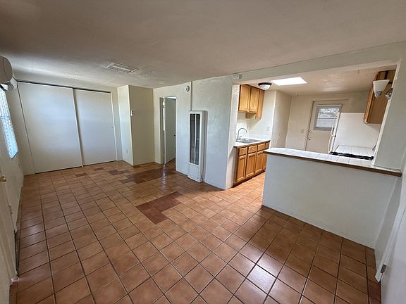 4th image of 2301 N Northway Ave
